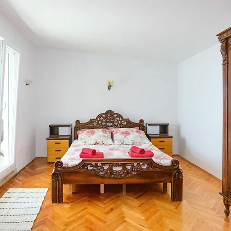 Seaside House - 27494 * 로고즈니차